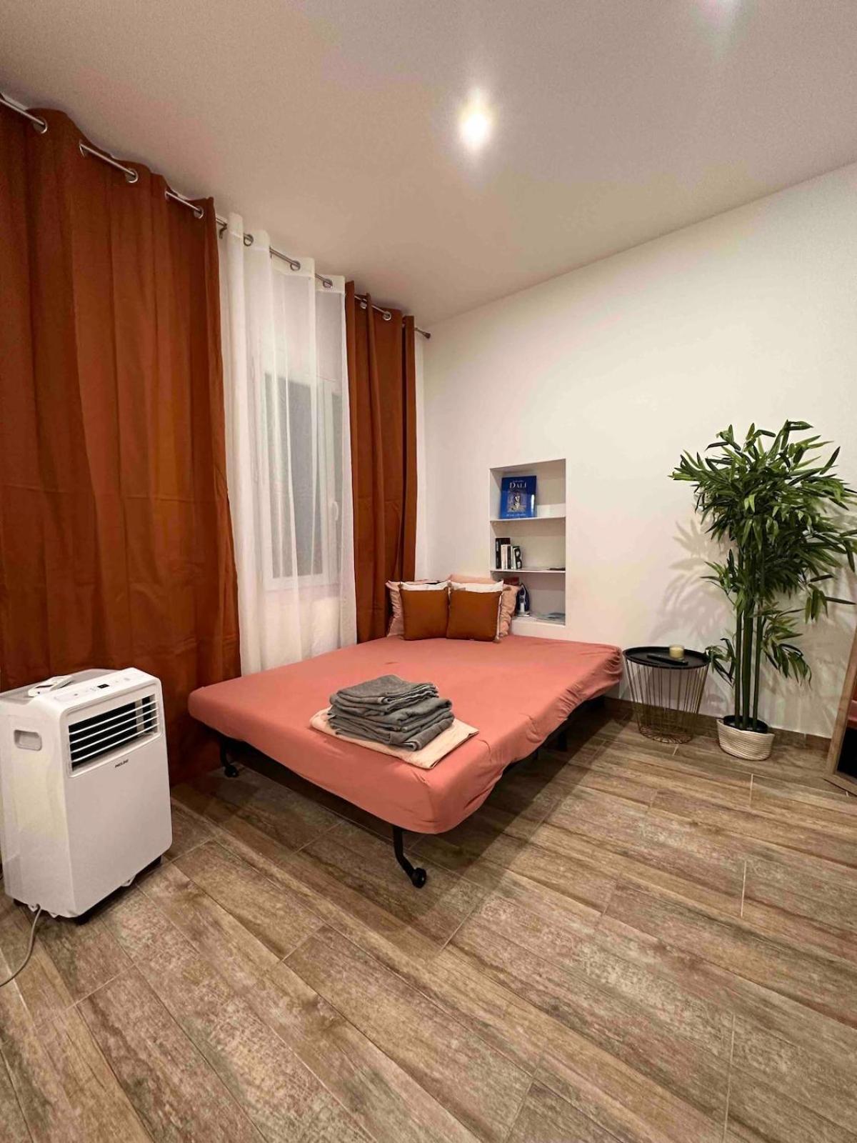 Cosy Studio Vieux Nice A 2 Pas De La Mer Buitenkant foto